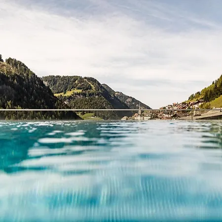 Touring Dolomites 4* Santa Cristina Val Gardena